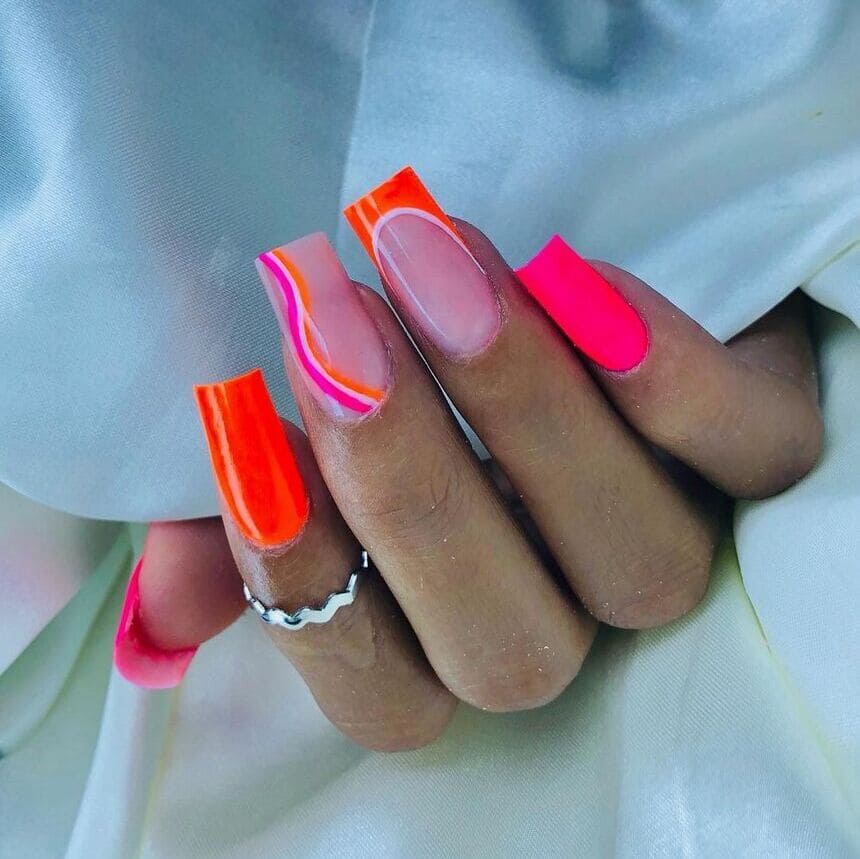 unhas neon para carnaval