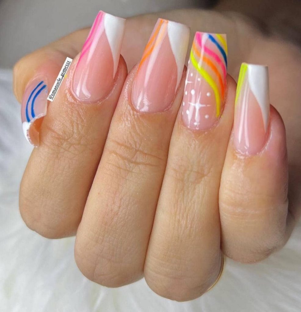 unhas neon para carnaval