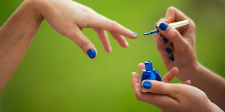 unhas decoradas azul